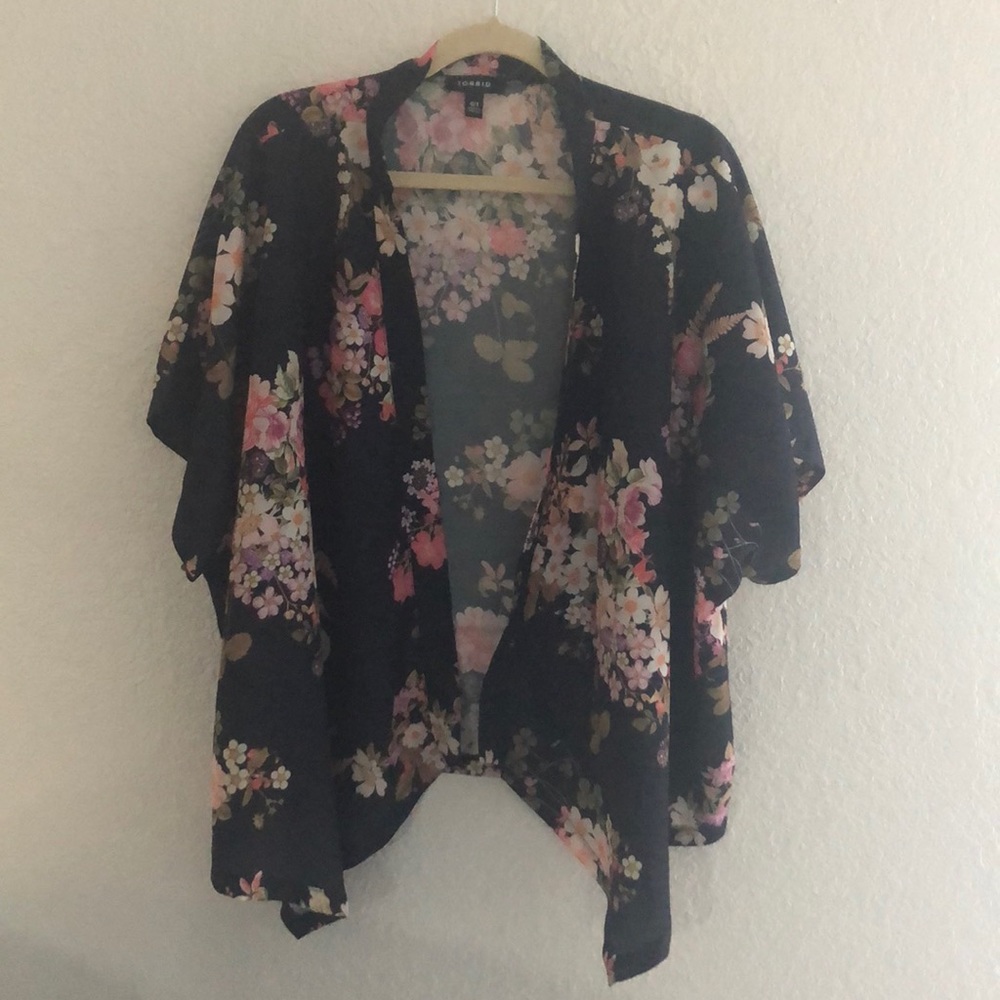 SHORT SLEEVE KIMONO